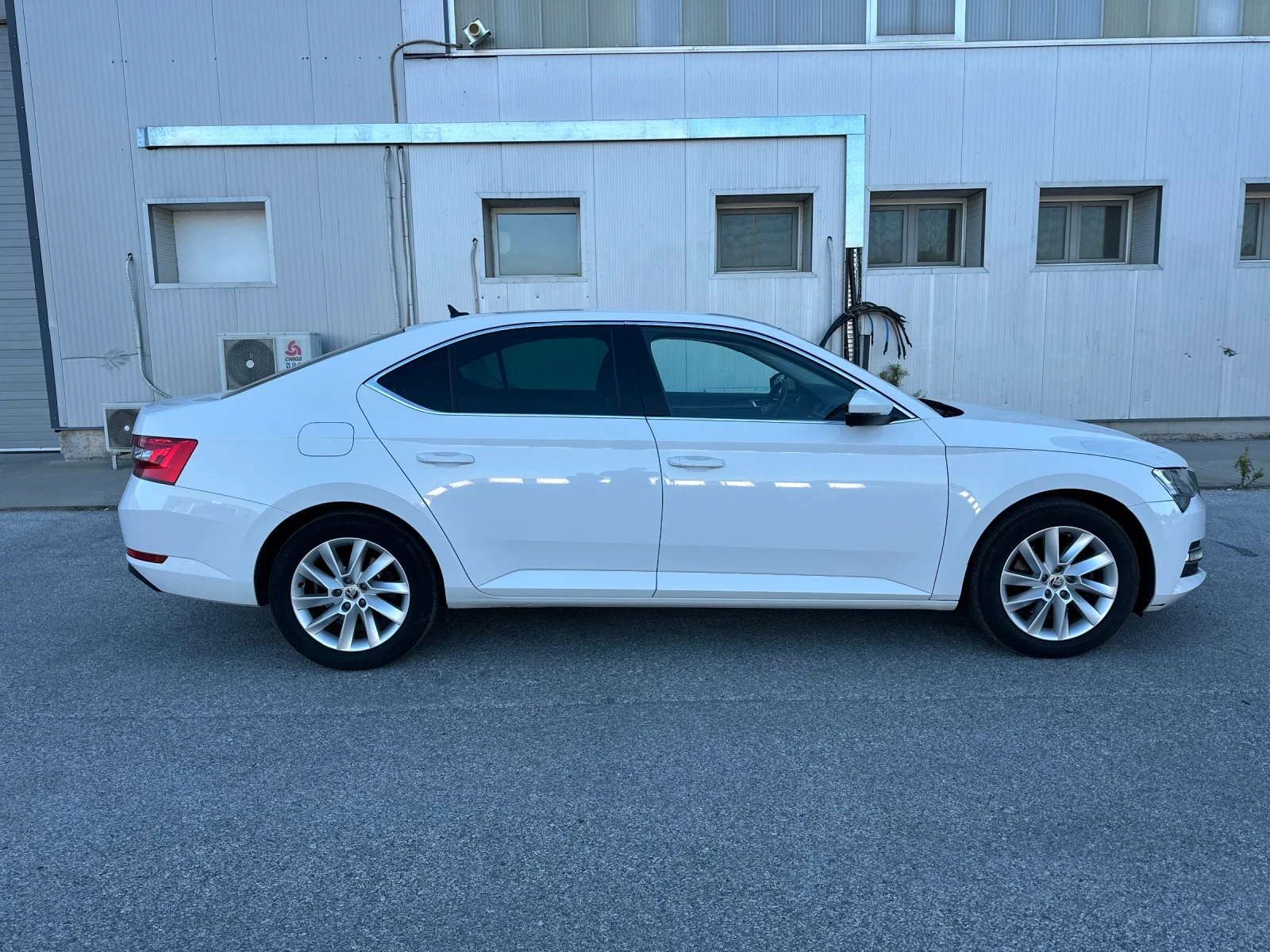 Skoda Superb  Facelift 2.0 TDI4x4   AlcantaraAmbient ����� ���� | Mobile.bg � ����������� 14