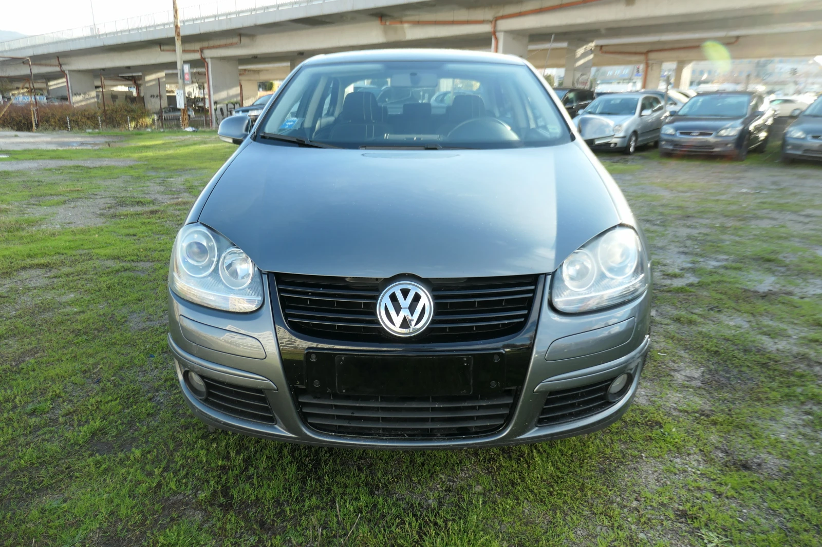 VW Jetta 1.6TDI XENON NAVI BLUETOOTH  | Mobile.bg   2