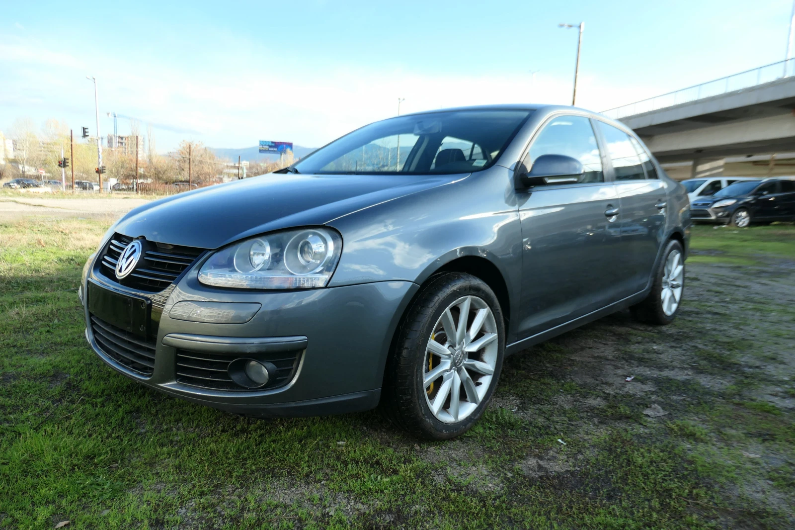 VW Jetta 1.6TDI XENON NAVI BLUETOOTH  | Mobile.bg   7