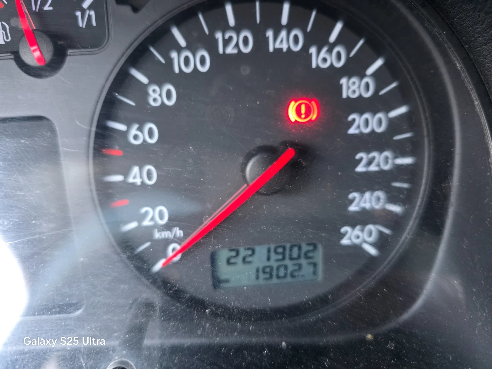 VW Golf 1.9TDI 101HP, снимка 15 - Автомобили и джипове - 54047319