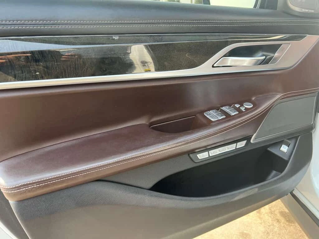 BMW 750 xDRIVE/360/ОБДУХВАНЕ/ШИБИДАХ/ФИКСИРАНА ЦЕНА ДО БГ, снимка 15 - Автомобили и джипове - 54111436