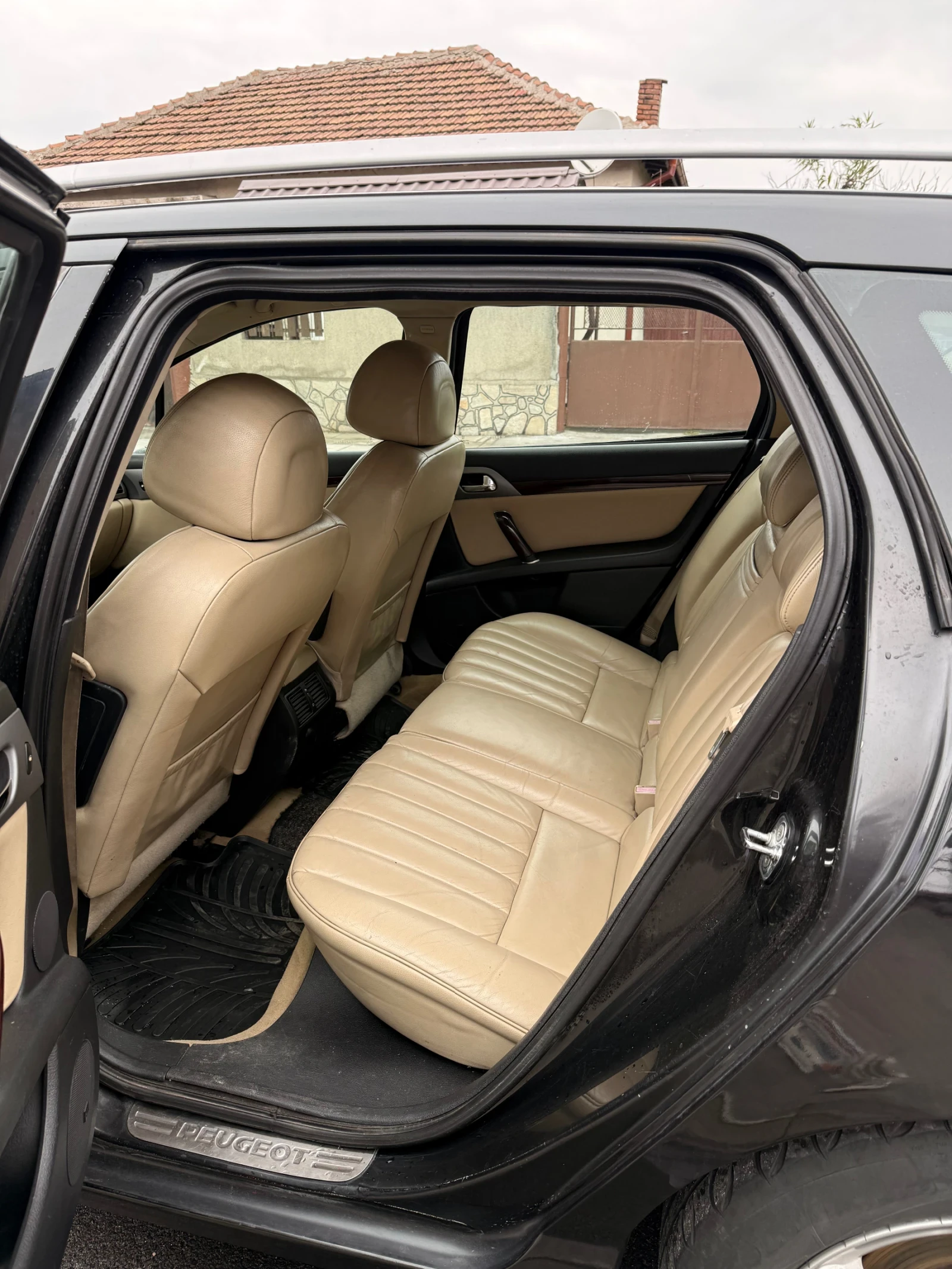 Peugeot 407 SW, снимка 10 - Автомобили и джипове - 54131230