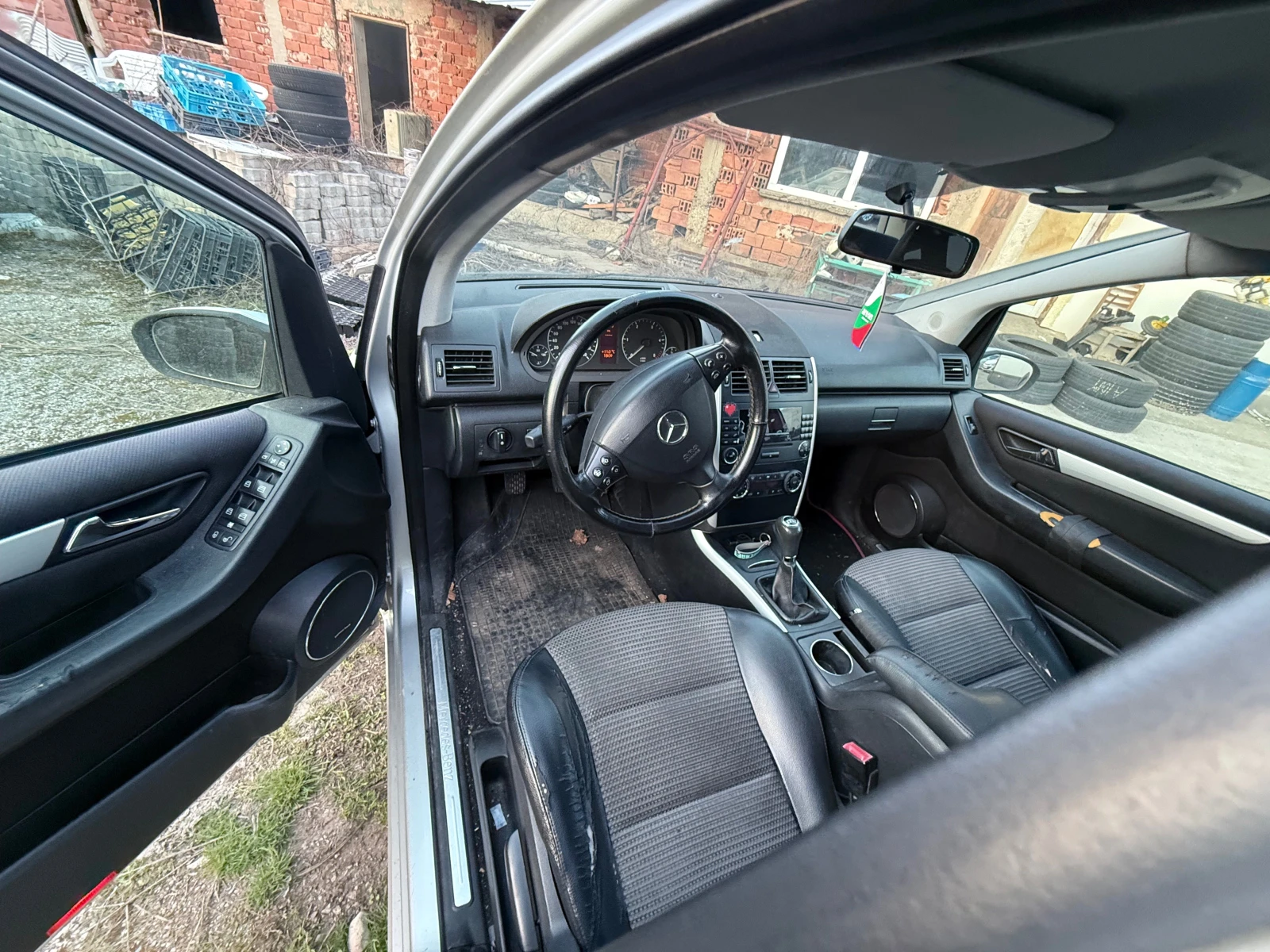 Mercedes-Benz A 200, снимка 6 - Автомобили и джипове - 54147569