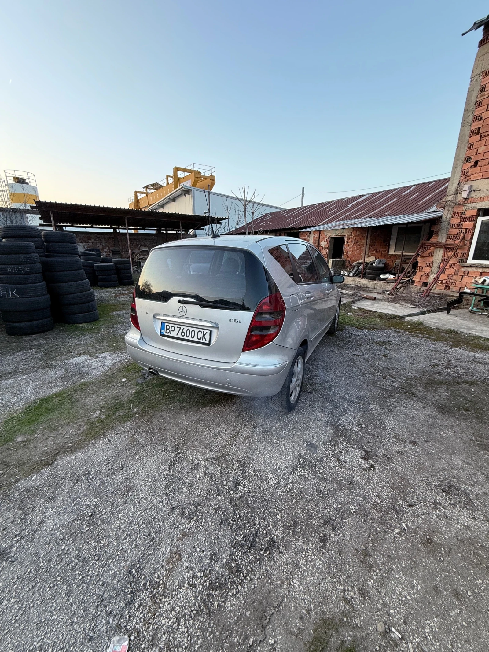 Mercedes-Benz A 200, снимка 3 - Автомобили и джипове - 54147569