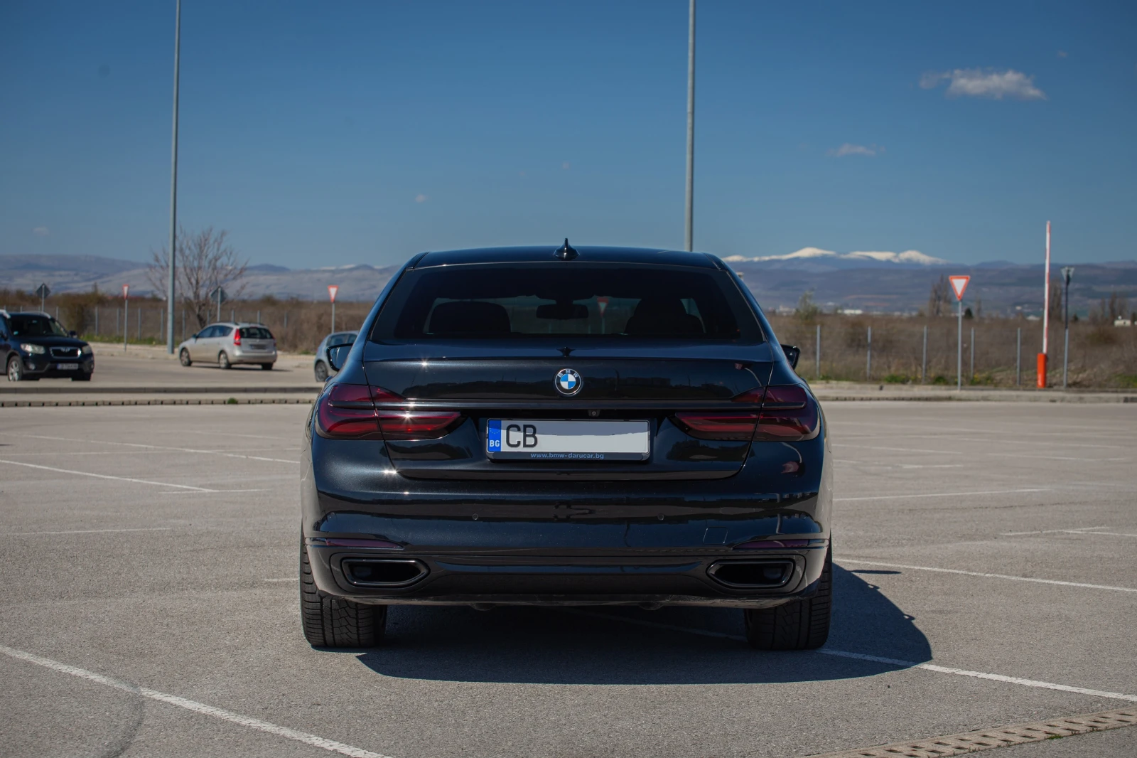 BMW 750 Ld xDrive, снимка 4 - Автомобили и джипове - 54189376