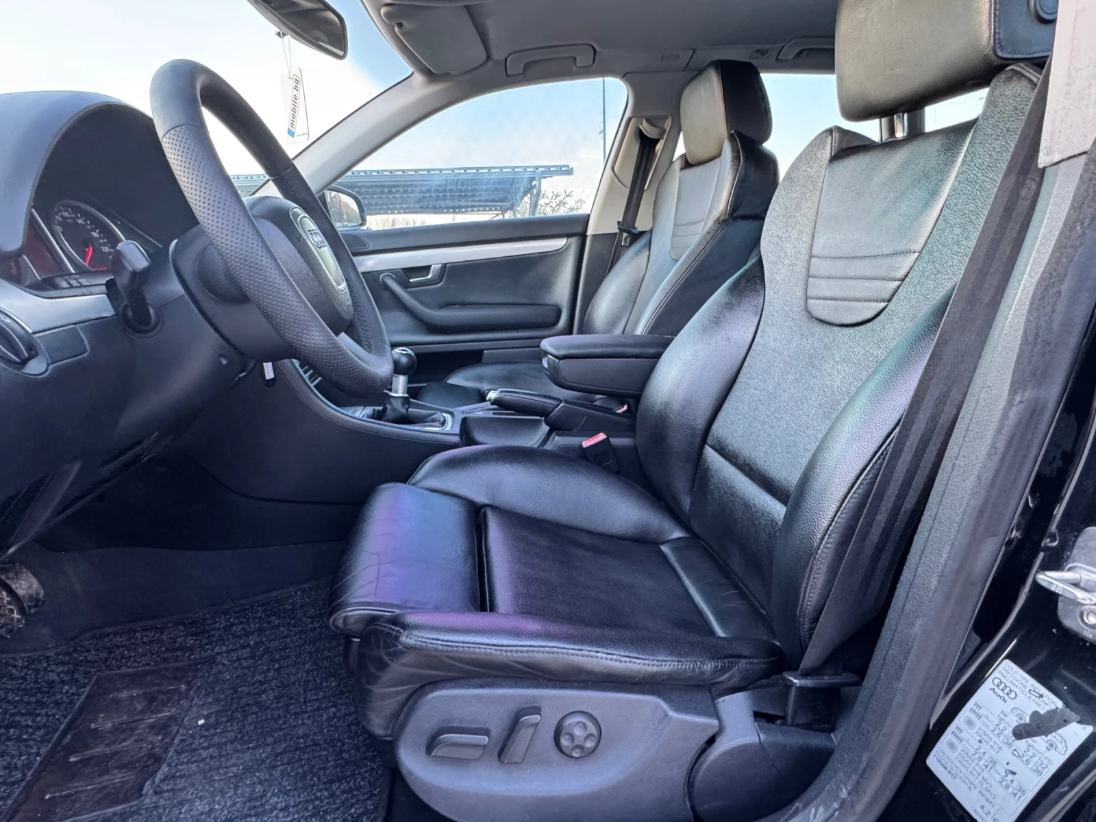 Audi A4 2.0TDI ИТАЛИЯ, снимка 10 - Автомобили и джипове - 54296815