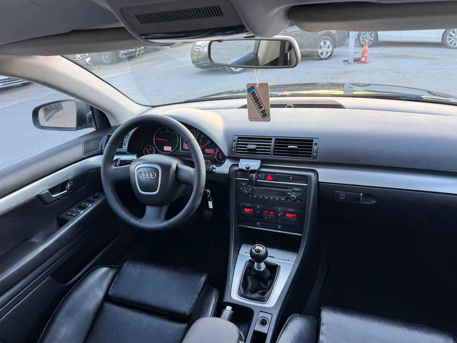 Audi A4 2.0TDI ИТАЛИЯ, снимка 14 - Автомобили и джипове - 54296815