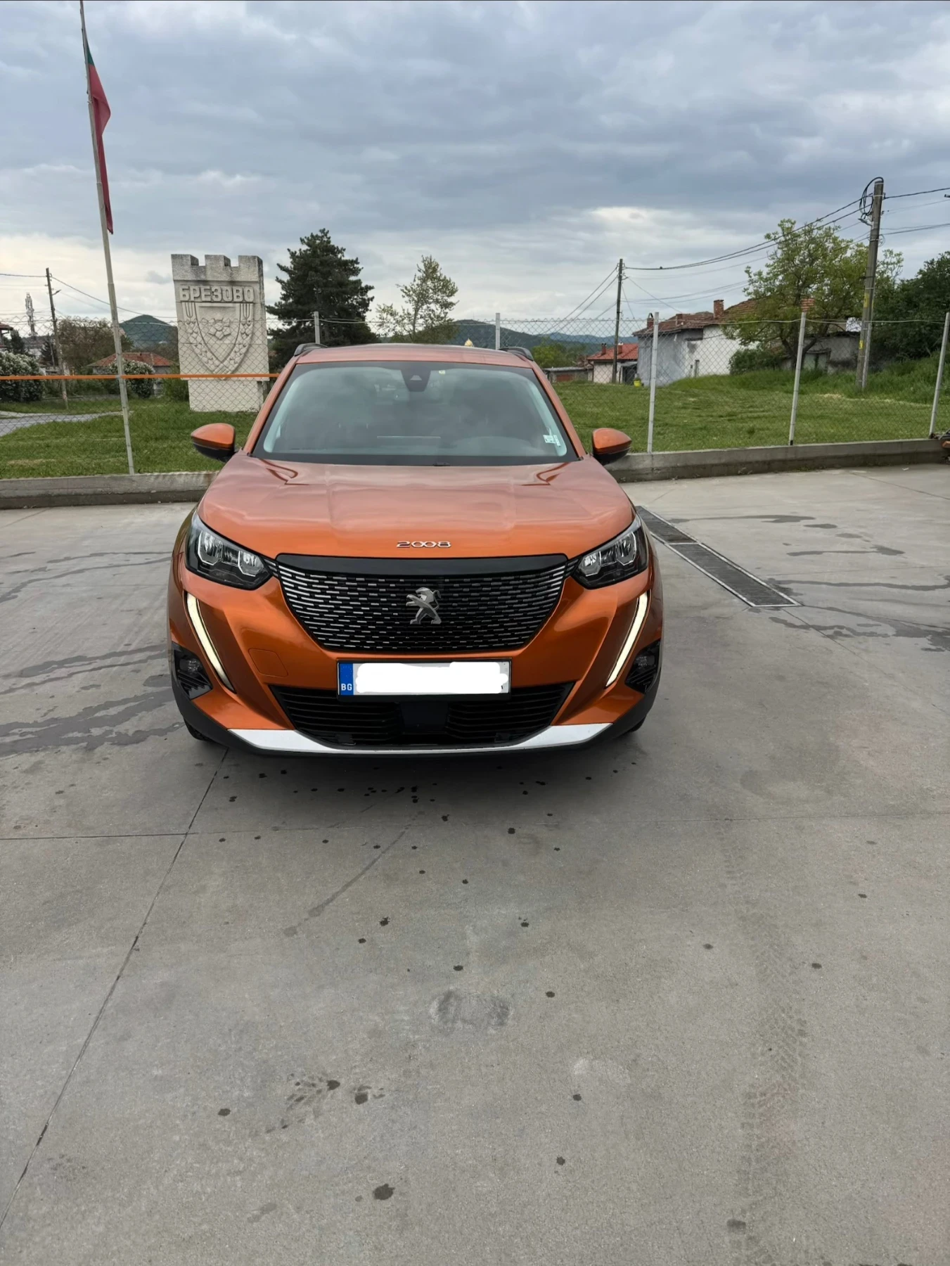Peugeot 2008, снимка 2 - Автомобили и джипове - 54381825