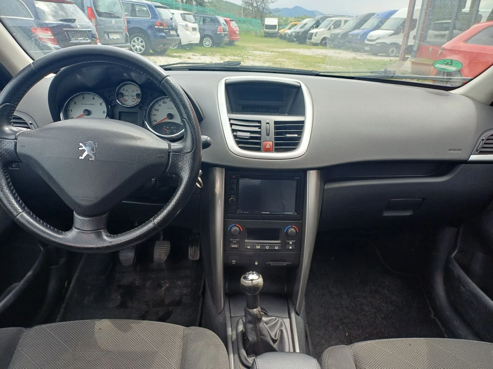 Peugeot 207 1, 6i, panorama, снимка 8 - Автомобили и джипове - 54389774
