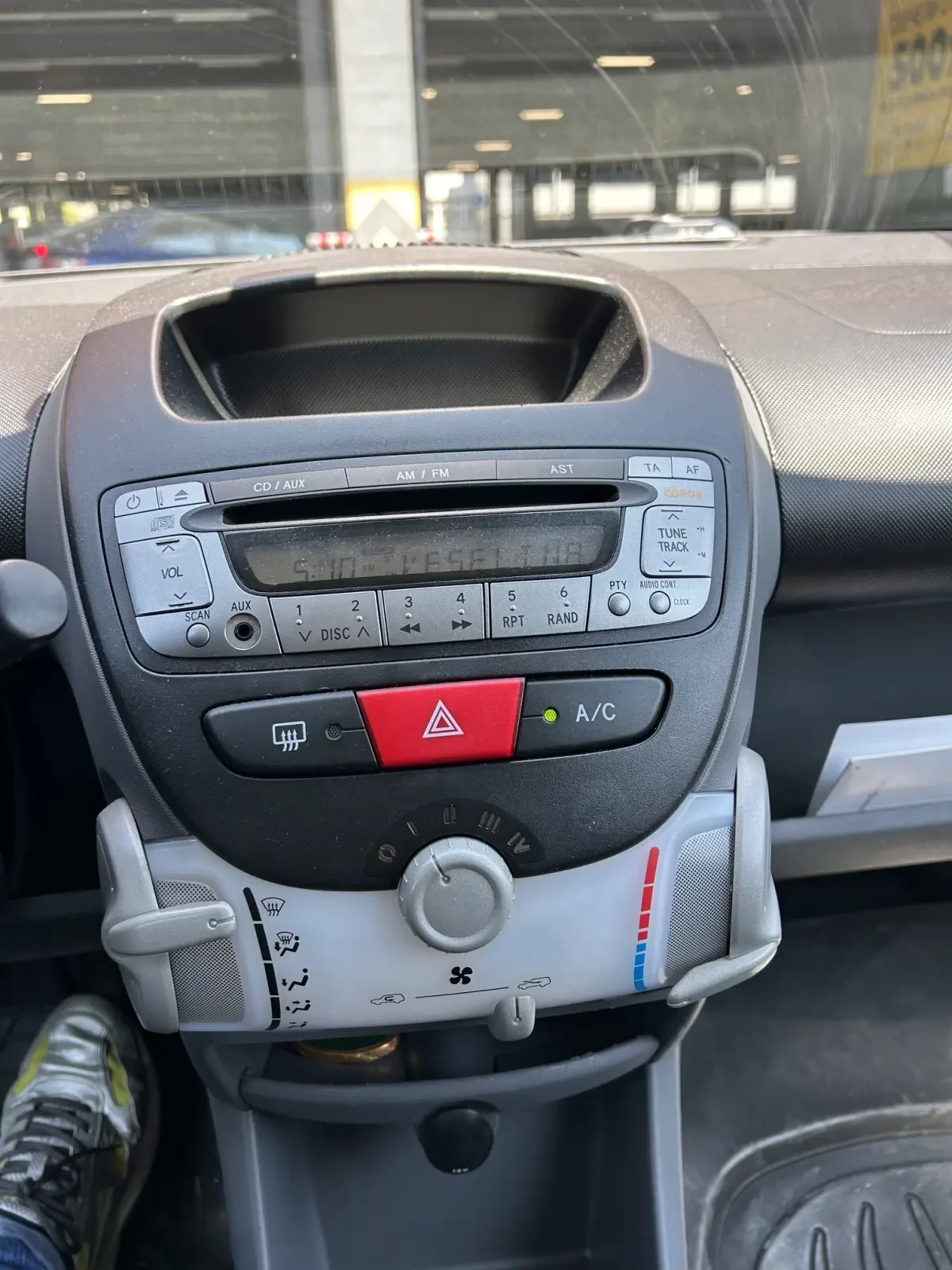 Citroen C1 1.0 i , снимка 9 - Автомобили и джипове - 54503341