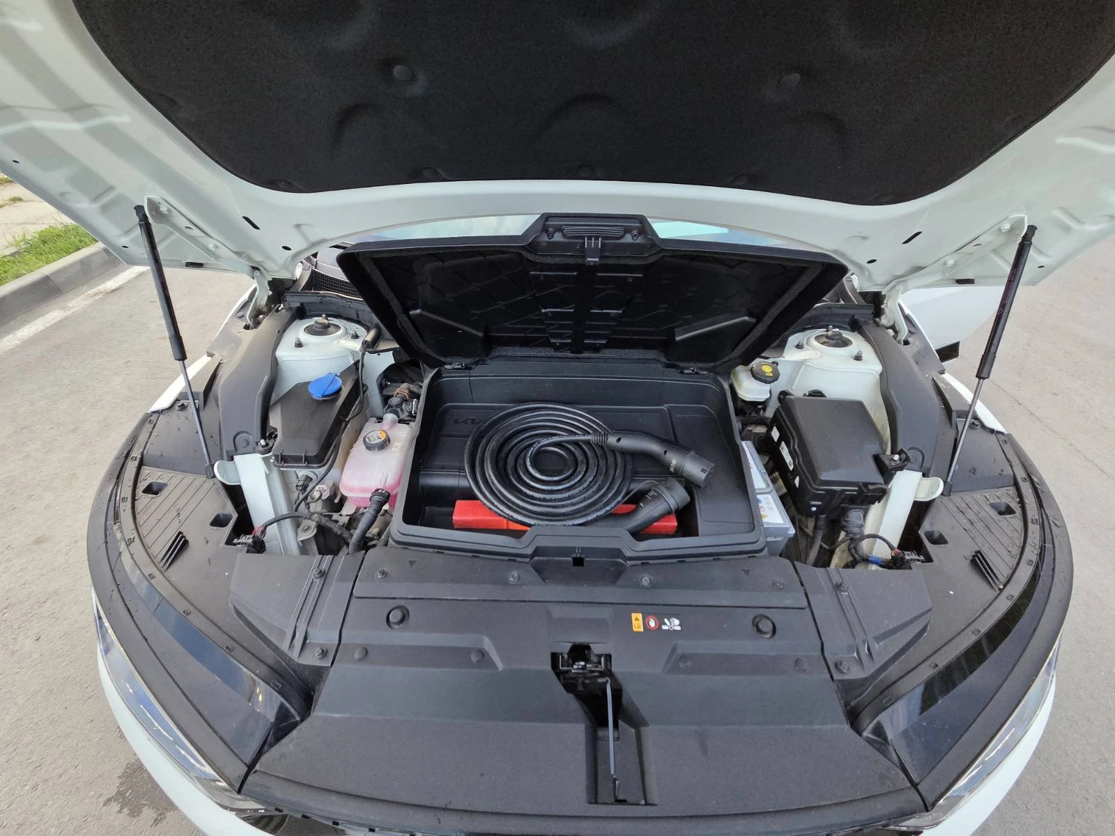 Kia EV6 GT-Line AWD  77.4 kWh Термопомпа , ГАРАНЦИЯ 2029, снимка 9 - Автомобили и джипове - 55267853