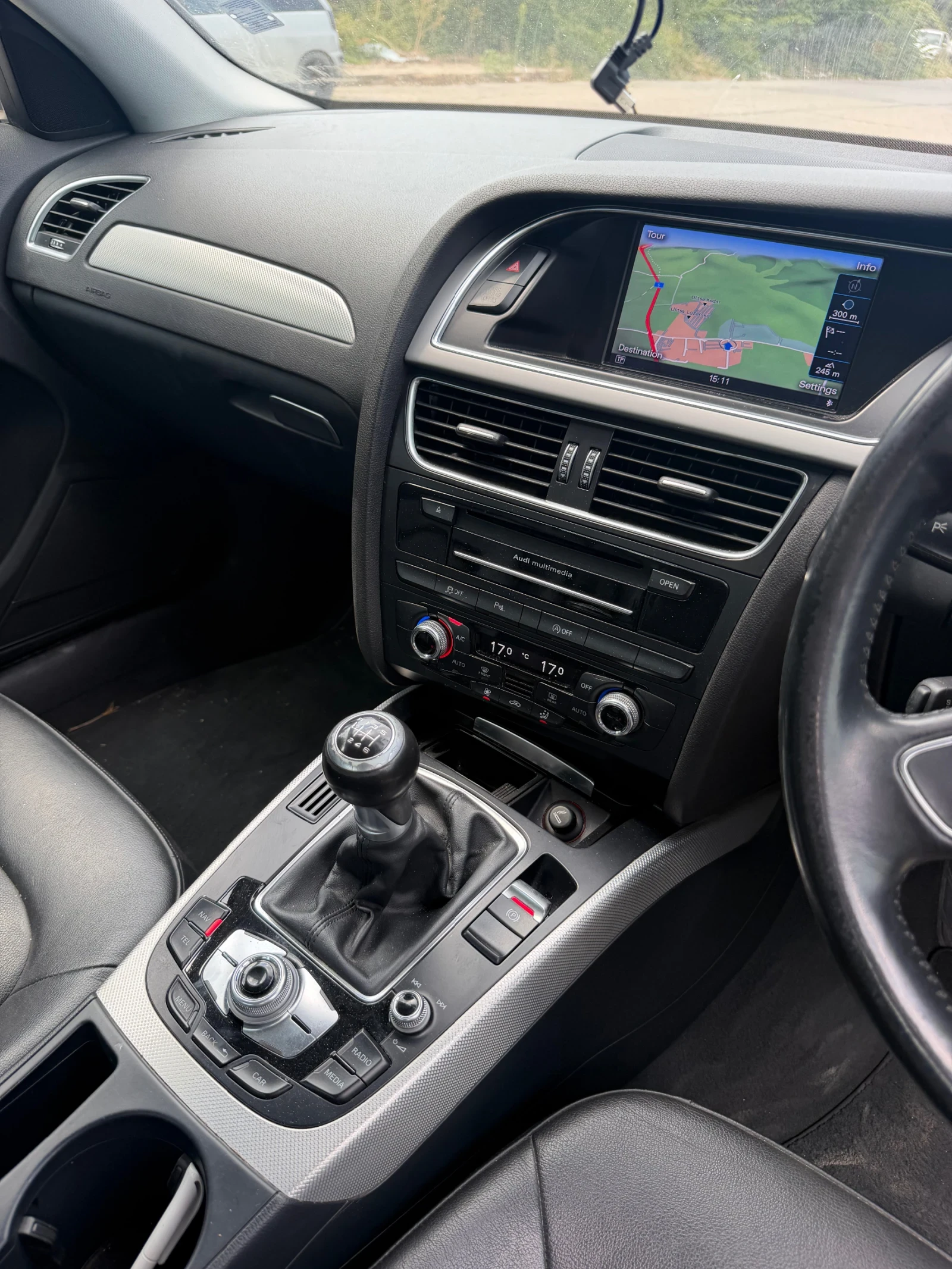 Audi A4, снимка 8 - Автомобили и джипове - 55564113