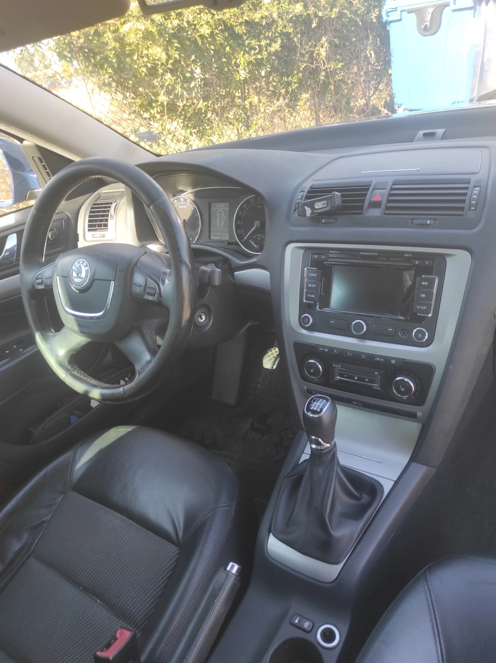 Skoda Octavia, снимка 13 - Автомобили и джипове - 55730508