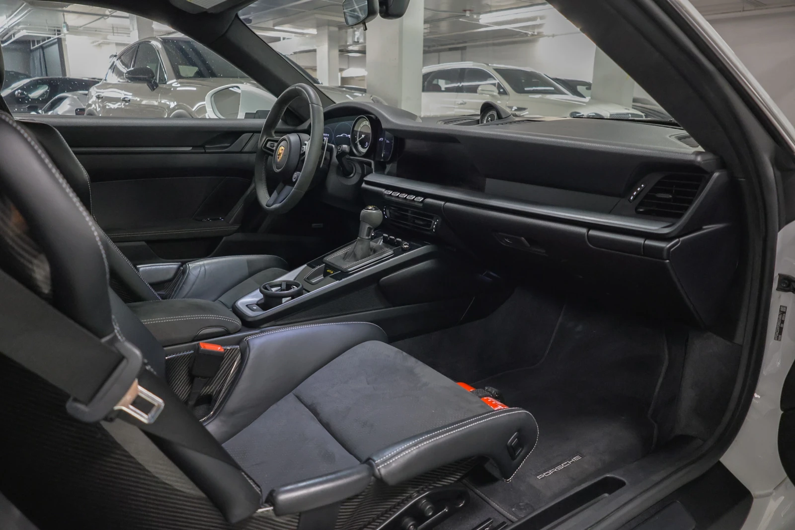 Porsche 911 * GT3 * ОТ ПРЕДСТАВИТЕЛСТВО НА ROLLS ROYCE  , снимка 13 - Автомобили и джипове - 55932278