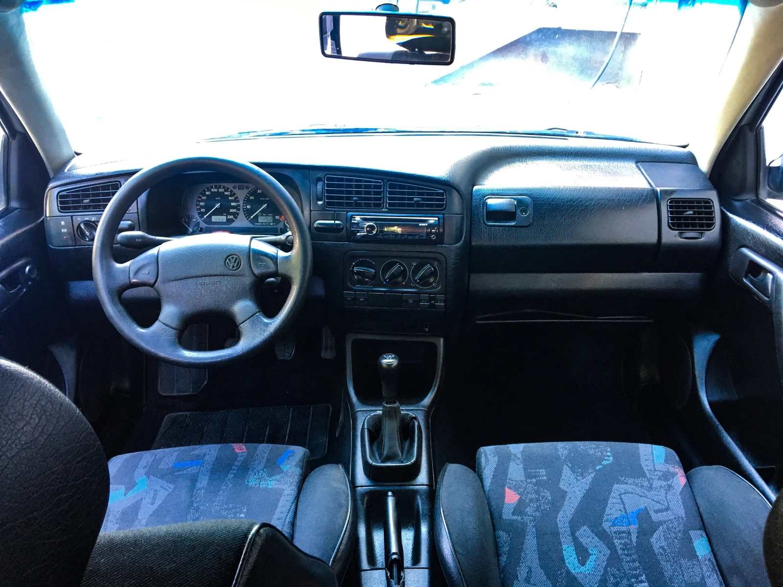 VW Golf III, снимка 8 - Автомобили и джипове - 55978443