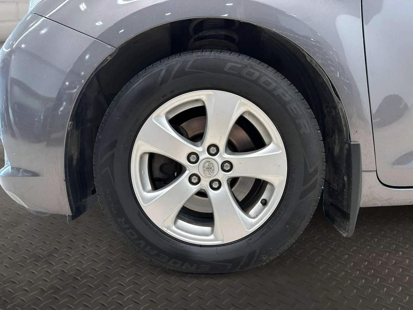 Toyota Sienna, снимка 9 - Автомобили и джипове - 56020428