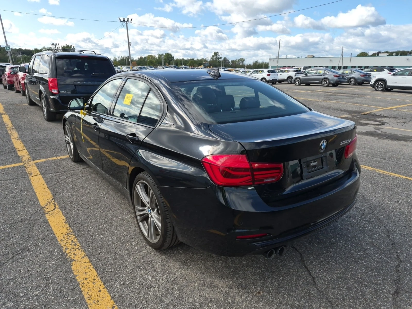BMW 330 * 330E * HEAD-UP * ПОДГРЕ* ШИБИДАХ* CARFAX * , снимка 4 - Автомобили и джипове - 56076553