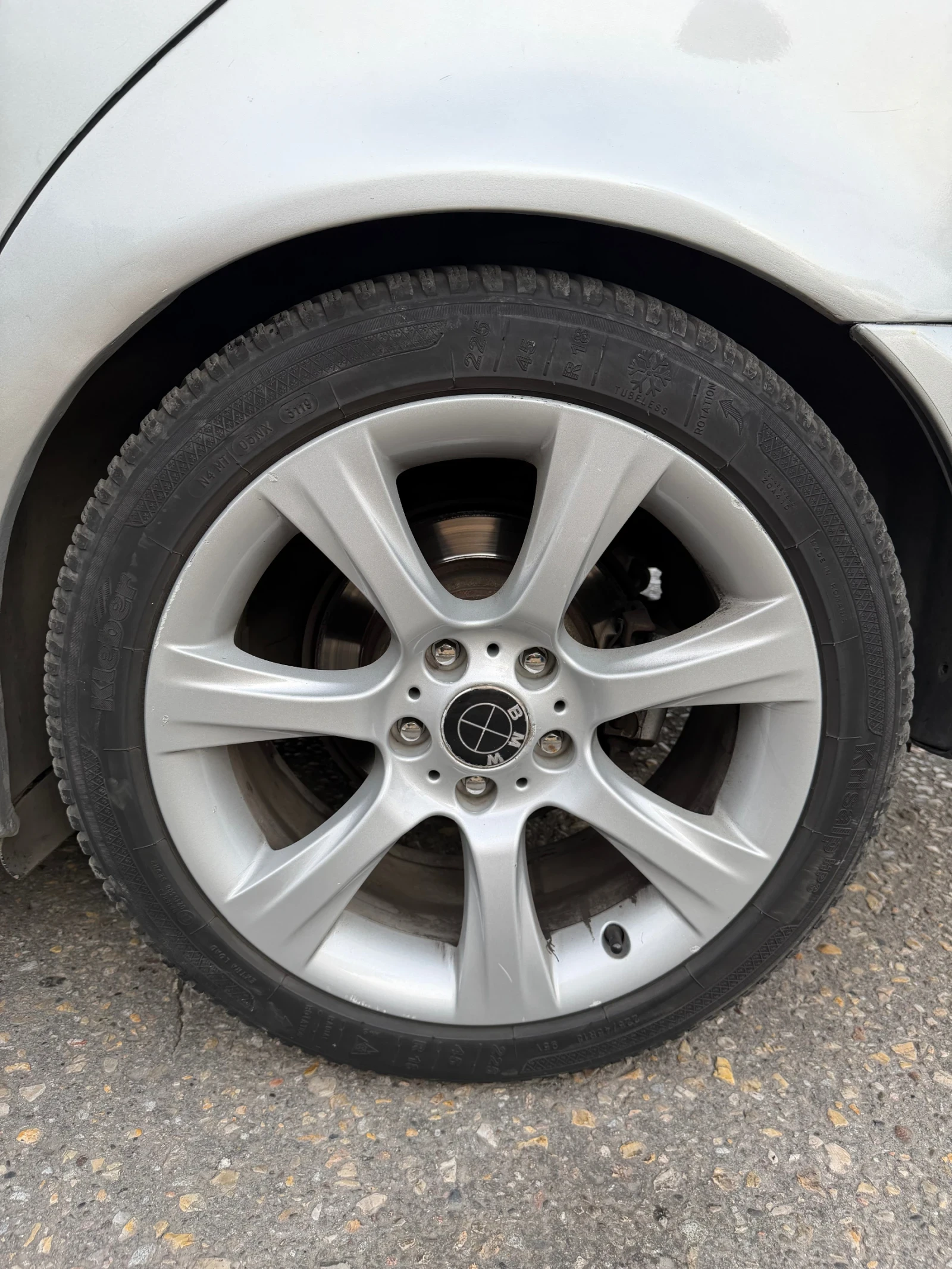 BMW 520, снимка 5 - Автомобили и джипове - 56166594