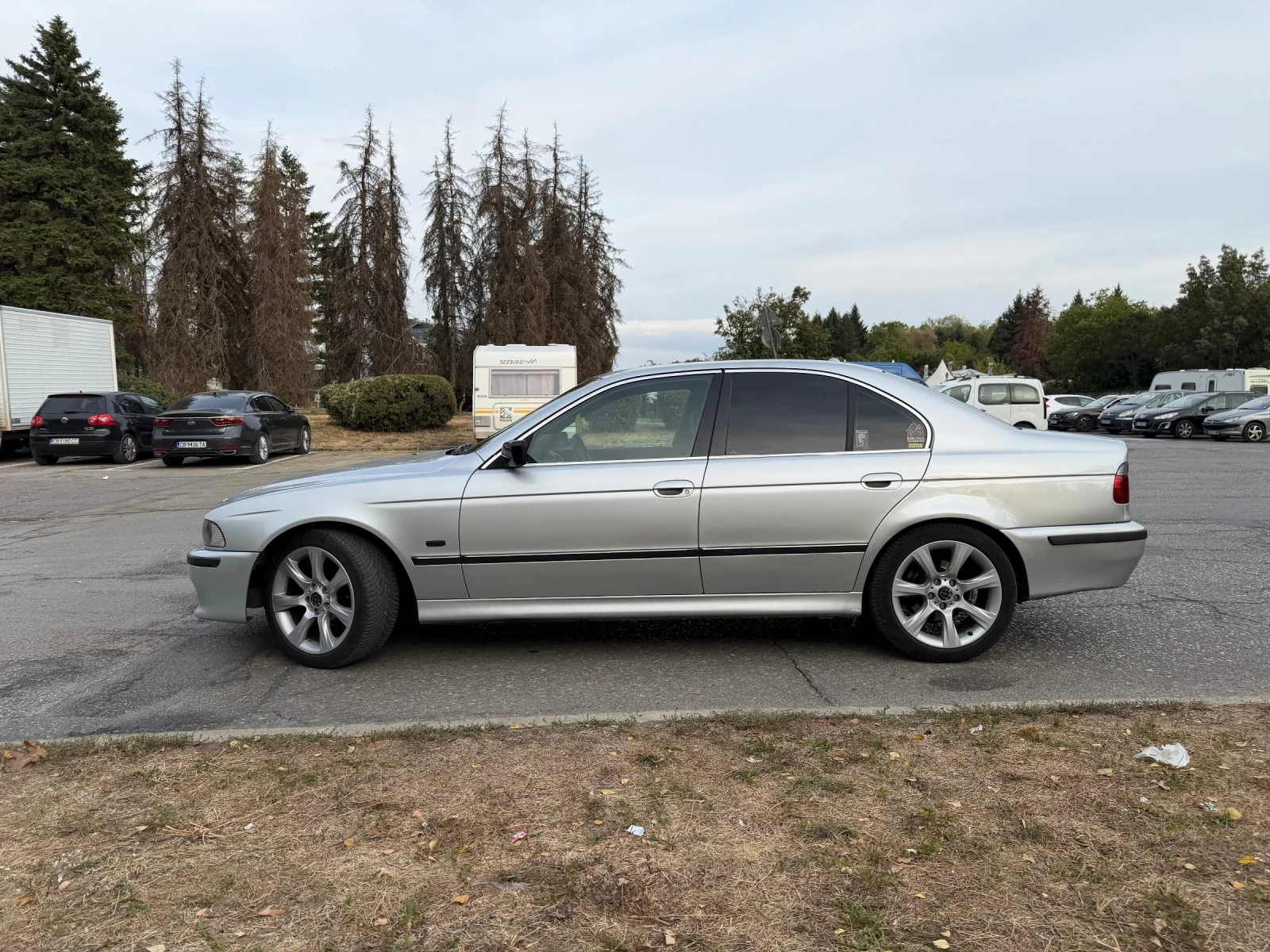BMW 520, снимка 4 - Автомобили и джипове - 56166594