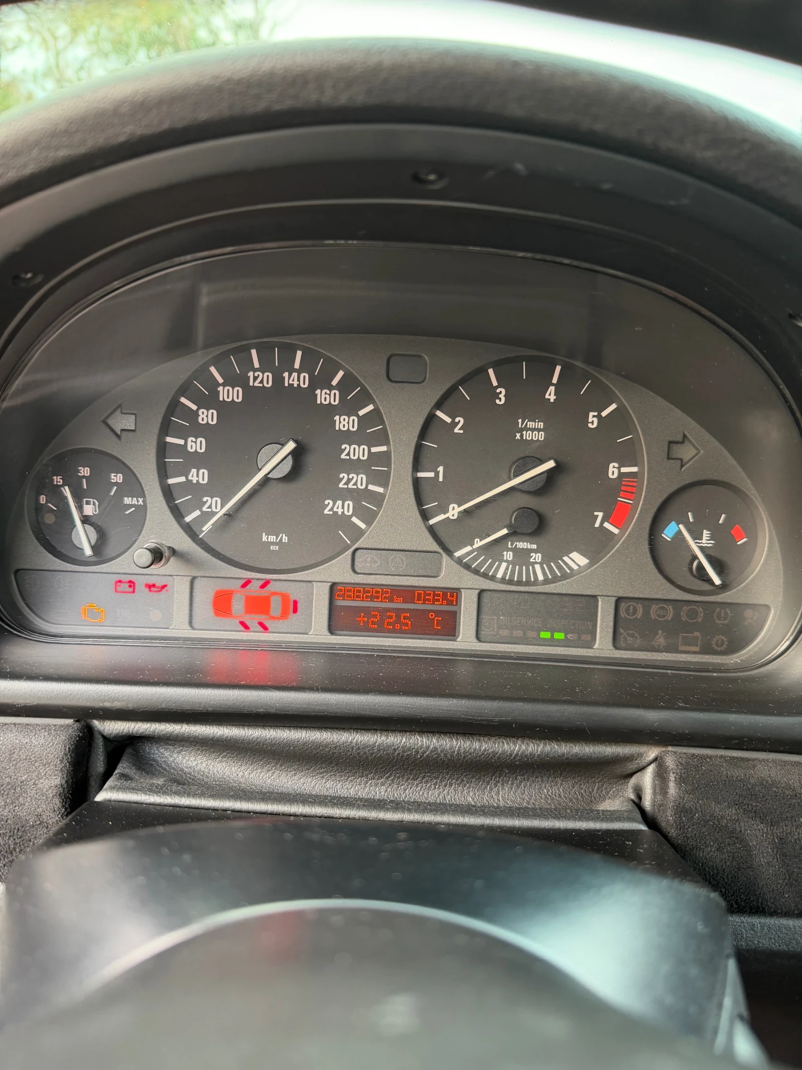 BMW 520, снимка 9 - Автомобили и джипове - 56166594