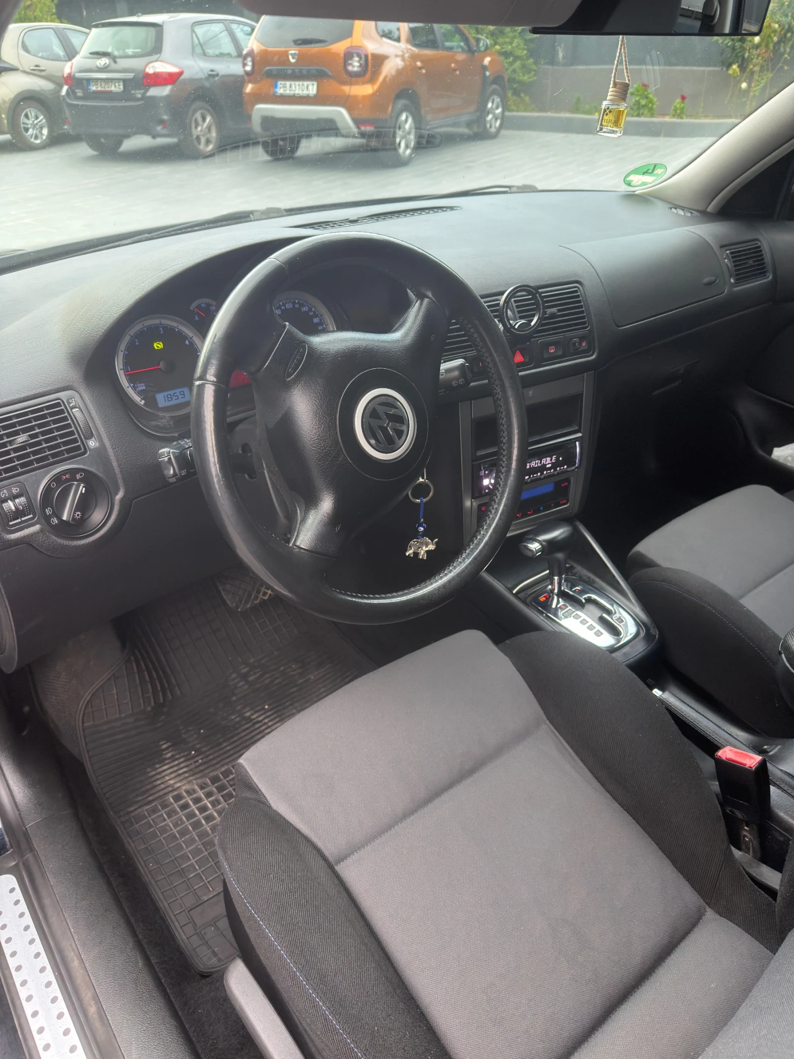 VW Golf GOLF 4, снимка 12 - Автомобили и джипове - 56185357