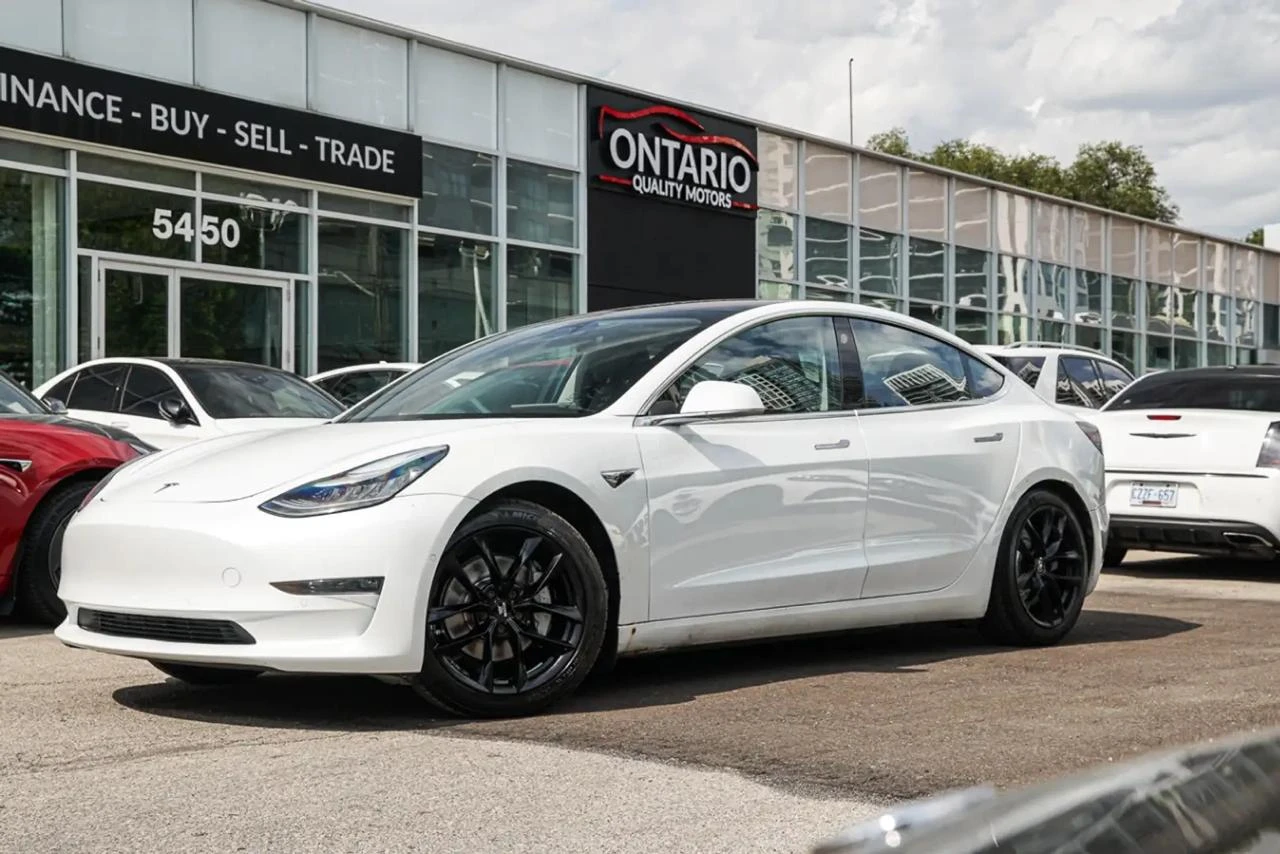 Tesla Model 3 Long Range* AWD* 360* Подгреви* 