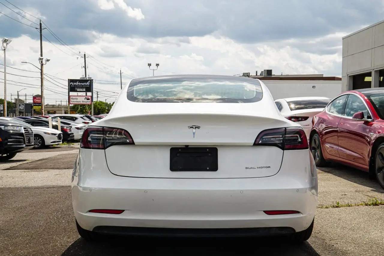 Tesla Model 3 Long Range* AWD* 360* Подгреви* , снимка 3 - Автомобили и джипове - 56565914