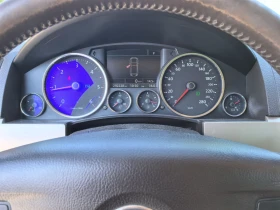 VW Touareg 3.0 TDI V6 4X4 , снимка 11