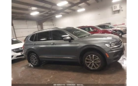 VW Tiguan 2.0T SE * 4X4 , снимка 9