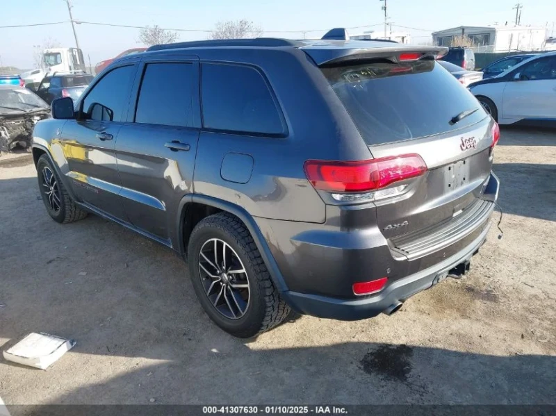 Jeep Grand cherokee, снимка 6 - Автомобили и джипове - 48813381