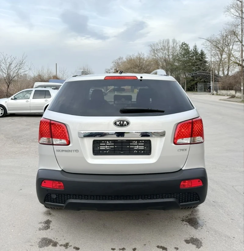 Kia Sorento 2.2 CRDI НОВ ВНОС   ЛИЗИНГ , снимка 6 - Автомобили и джипове - 52037517