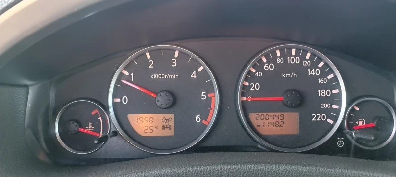 Nissan Pathfinder, снимка 10 - Автомобили и джипове - 52530592