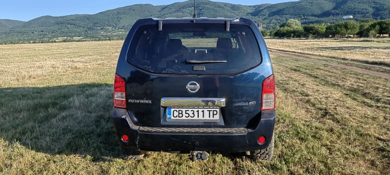 Nissan Pathfinder, снимка 5 - Автомобили и джипове - 52530592