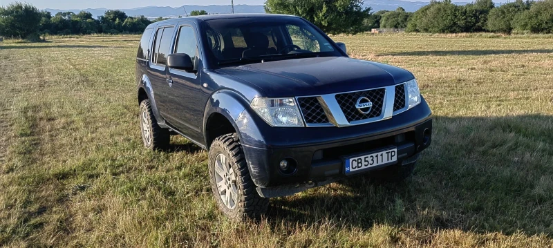 Nissan Pathfinder, снимка 2 - Автомобили и джипове - 52530592