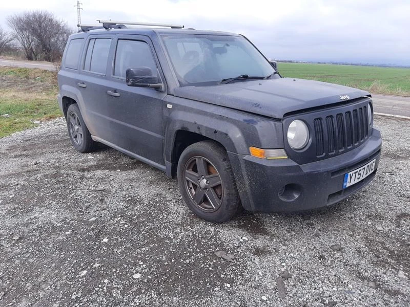 Jeep Patriot 2.0 crd, снимка 2 - Автомобили и джипове - 35032392