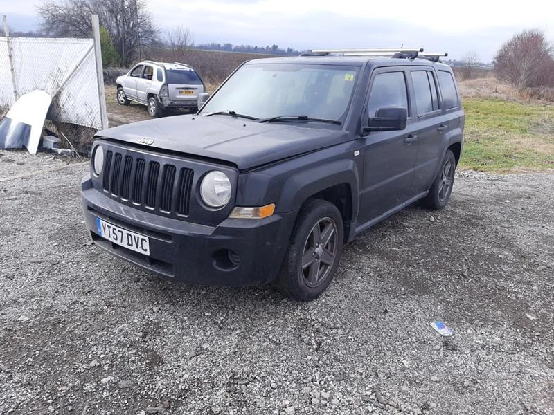 Jeep Patriot 2.0 crd, снимка 1 - Автомобили и джипове - 35032392