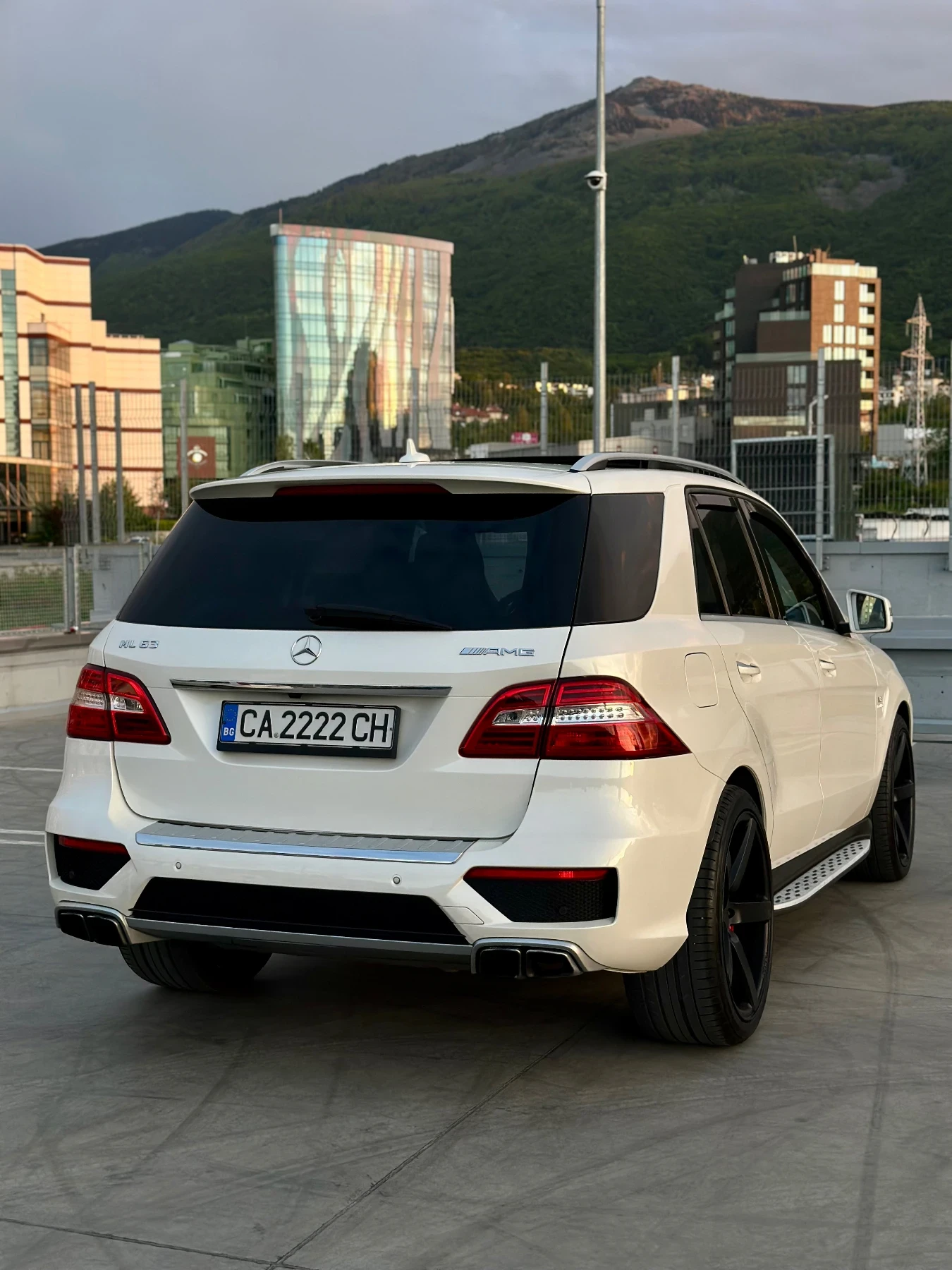 Mercedes-Benz ML 63 AMG Performance 558 ks bi-turbo - изображение 4