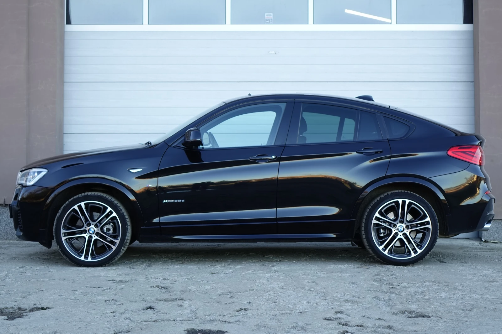 BMW X4 M-PAKET* xDRIVE * M 20* LED LIGHTS* HEAD UP*  | Mobile.bg   3