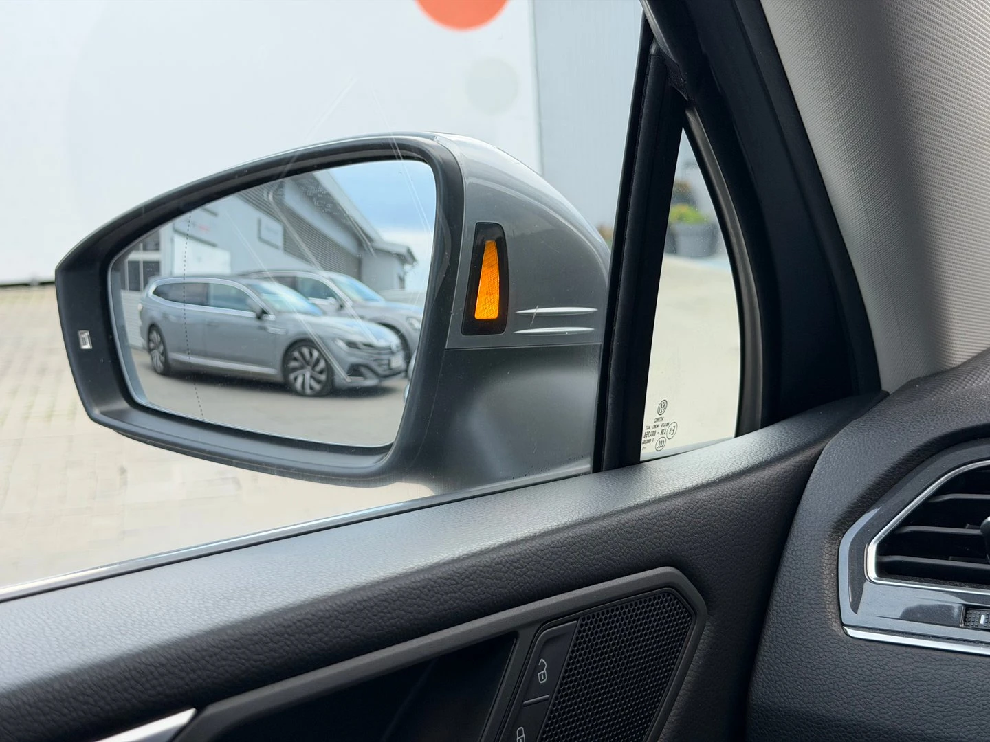 VW Tiguan LWB Highline 2.0TDI 4MOTION BMT | Mobile.bg � ����������� 14