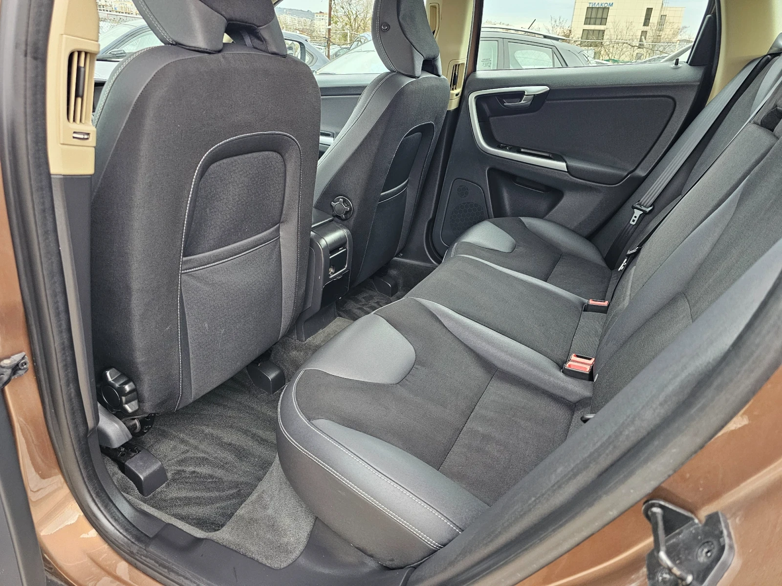 Volvo XC60 2.4D, 205к.с., 4х4  - изображение 10