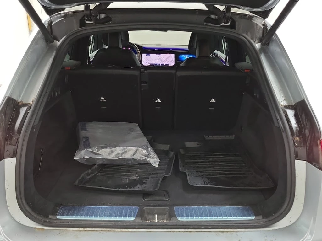 Mercedes-Benz EQE * 500 * 4 MATIC / DISTRONIC / 360 / CARFAX | Mobile.bg � ����������� 15