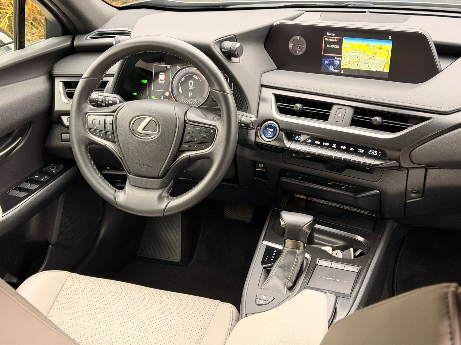 Lexus UX 250h 2.0HAYBRID-KEYLESS-�������-������-�����-����-���!! | Mobile.bg � ����������� 12