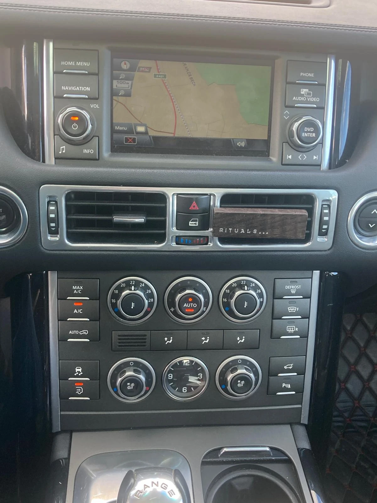 Land Rover Range rover TDV8, снимка 12 - Автомобили и джипове - 54055753