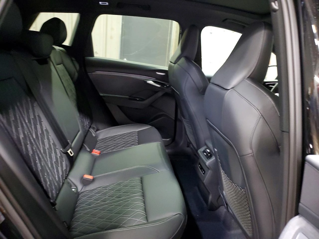 Audi Q6 SQ6 E-tron Prestige quattro, снимка 10 - Автомобили и джипове - 54152631