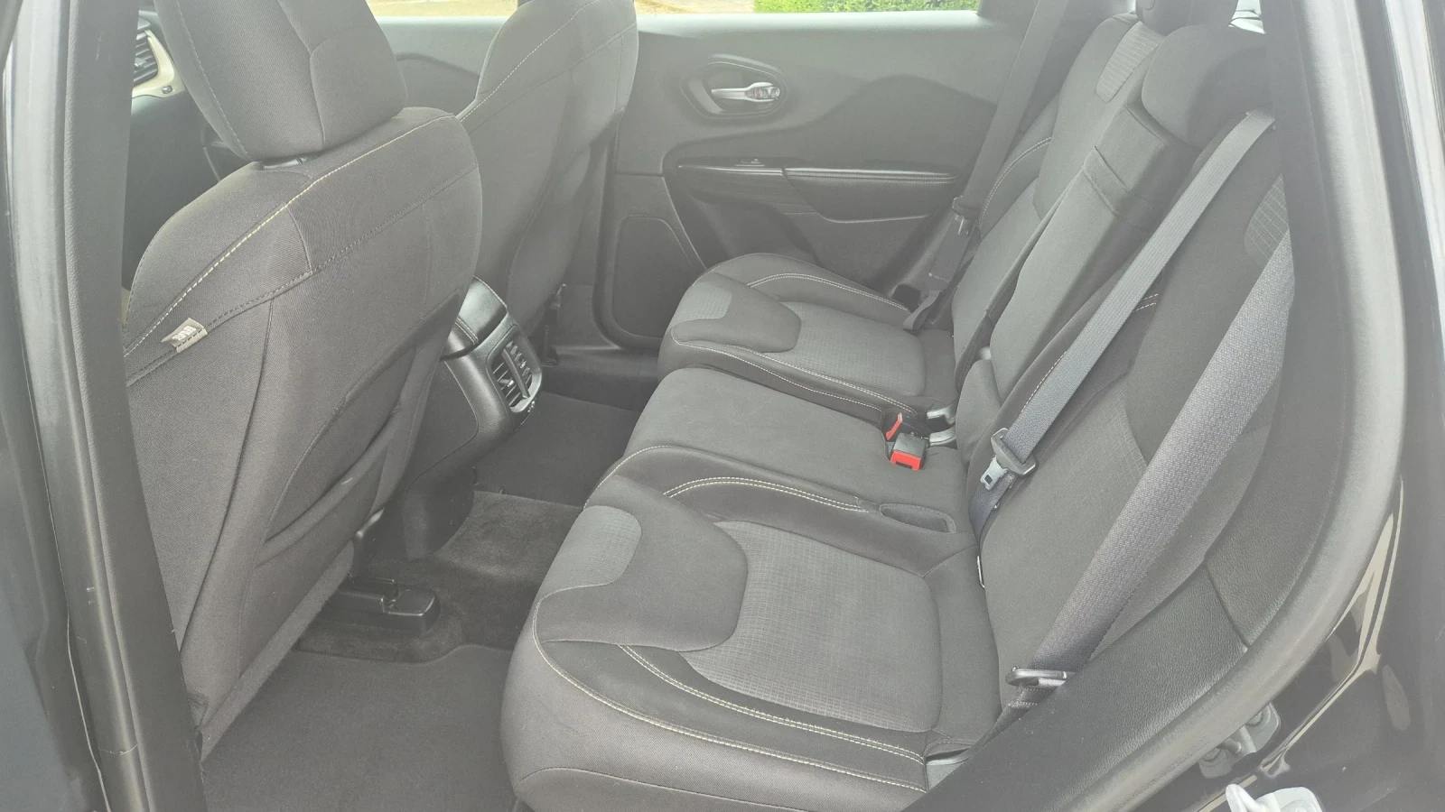 Jeep Cherokee 2.2crdi 185�.�. | Mobile.bg � ����������� 13