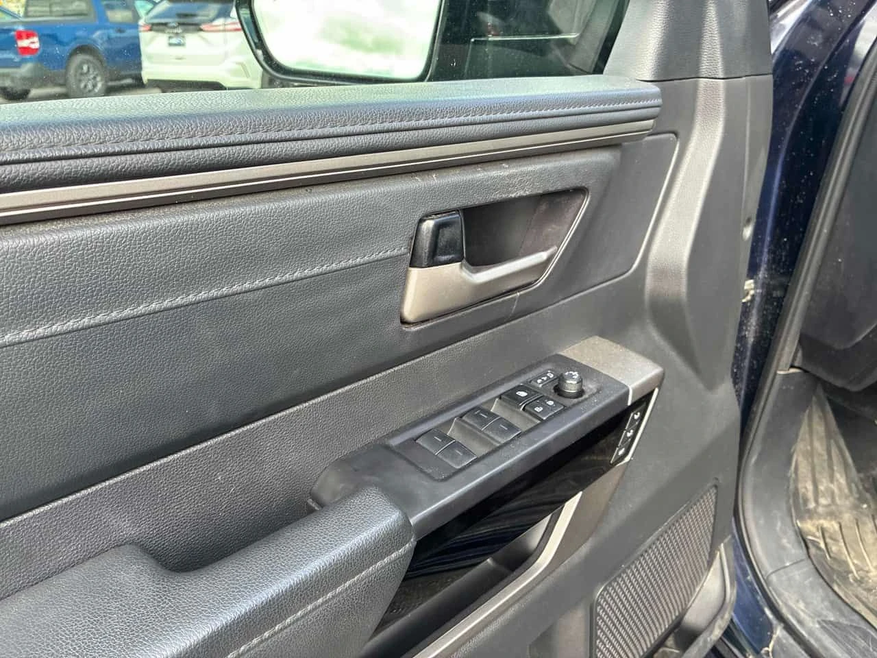 Toyota Tundra * Limited * АВТОКРЕДИТ БЕЗ ПЪРВОНАЧАЛНА ВНОСКА* , снимка 11 - Автомобили и джипове - 55275603