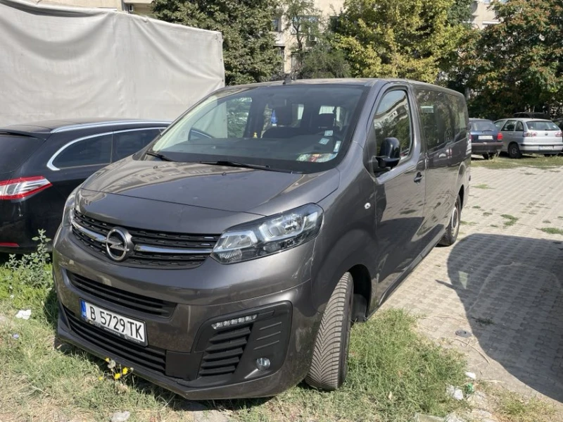 Opel Vivaro 8+ 1, снимка 3 - Бусове и автобуси - 52523601