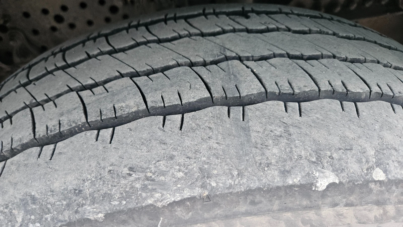 Mercedes-Benz Actros  - изображение 5