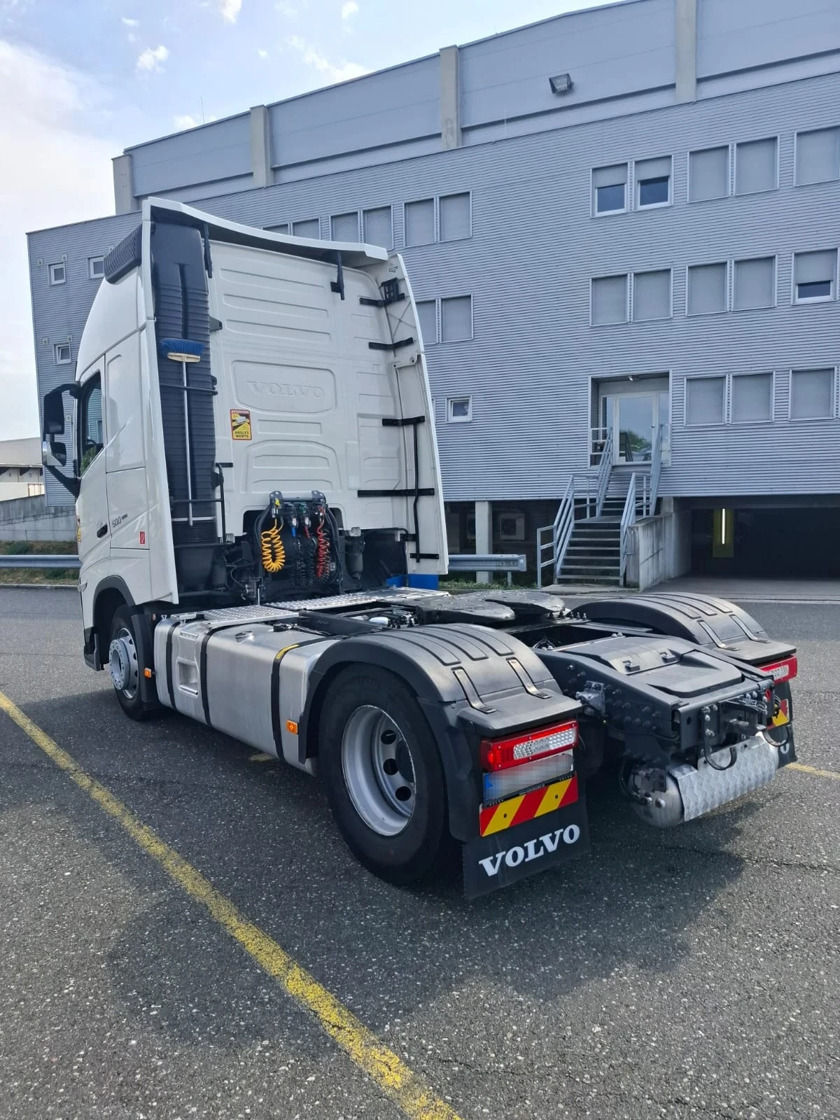 Volvo Fh FH500 I-Save Наличен в Австрия, снимка 3 - Камиони - 55725400