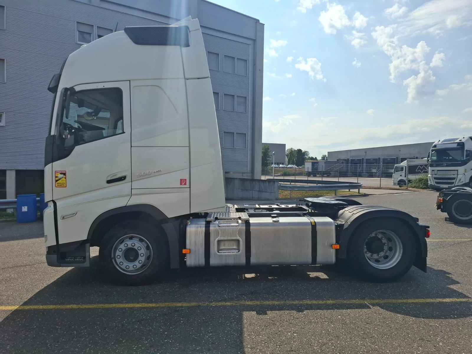 Volvo Fh FH500 I-Save Наличен в Австрия, снимка 2 - Камиони - 55725400